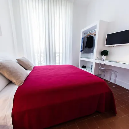 Rhegion Bed & Breakfast 4*