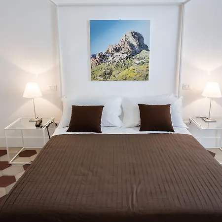 Bed & Breakfast Rhegion 4*